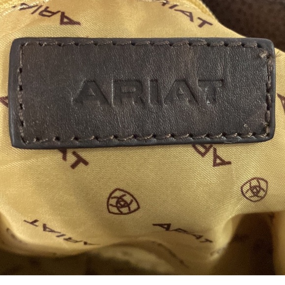 ARIAT Brynlee Conceal Carry Multicolor Aztec Handbag Shoulder Bag retail $180 - Picture 8 of 12